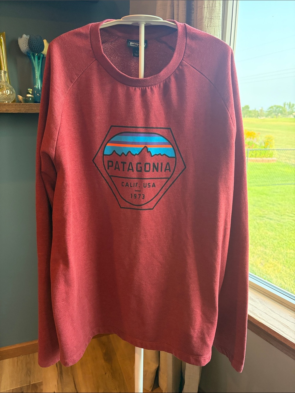 Patagonia Men's Burgundy Crewneck Sweatshirt with Mountain Logo